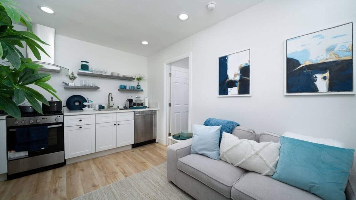 Anaheim Colony Historic District House | Private Fenced 1 BD Guest House w/Parking + W/D