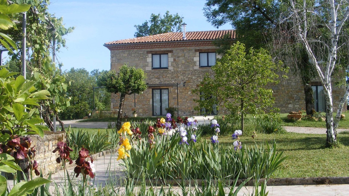 Saint-Antonin Noble Val House | Private hamlet in the heart of nature for 23 people, all comforts with swimming pool