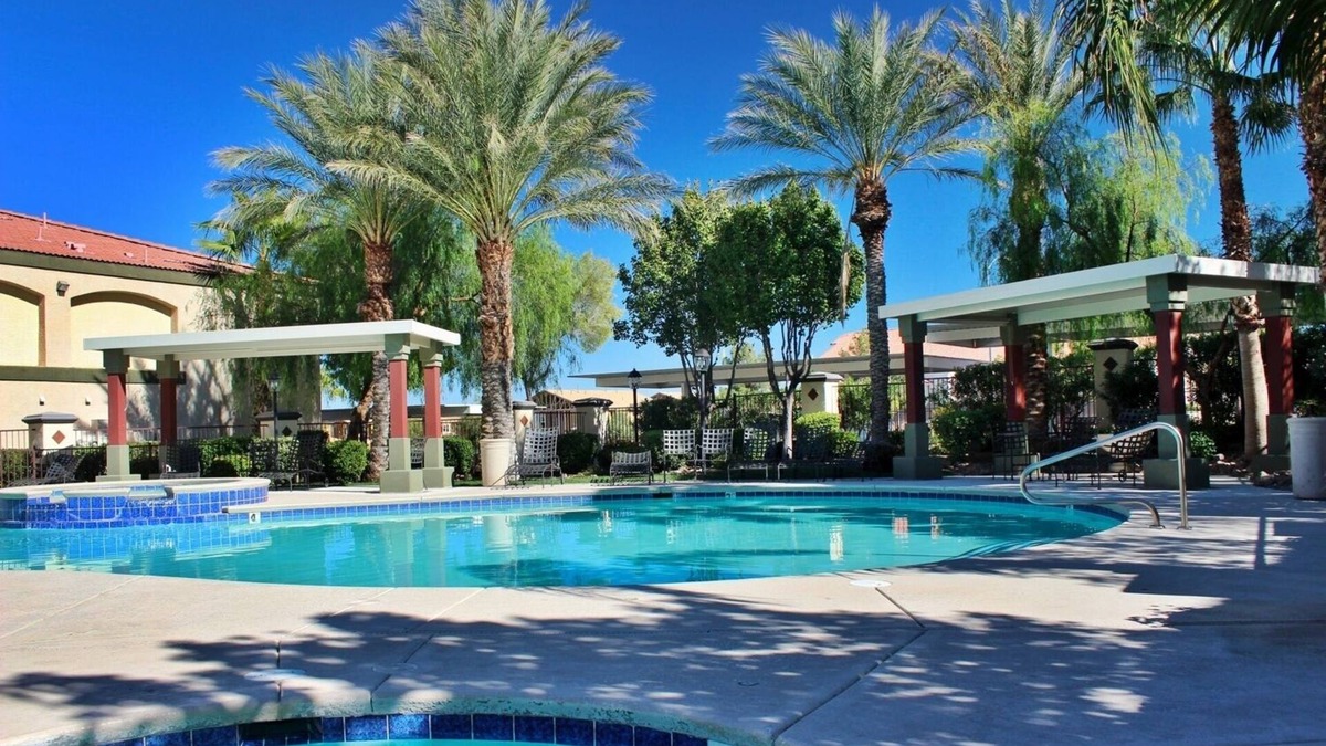 Seven Hills Condo | PRIVATE, FULLY FURNISHED CONDO IN GATED COMMUNITY OF SEVEN HILLS, HENDERSON NV.