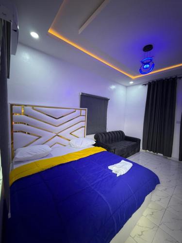 Lagos House | Private Fully Serviced Studio Apartment At Ogudu , AC, Private kitchen and bathroom, Not A Shared, 5 percent off Weekly and 10 percent off Monthly Stays