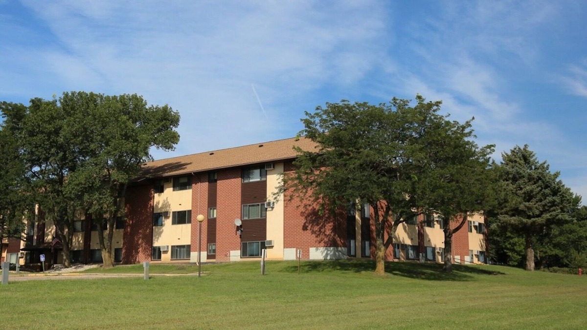 Lamberton Apartment | Private Furnished Apartment - Long & Short Stay