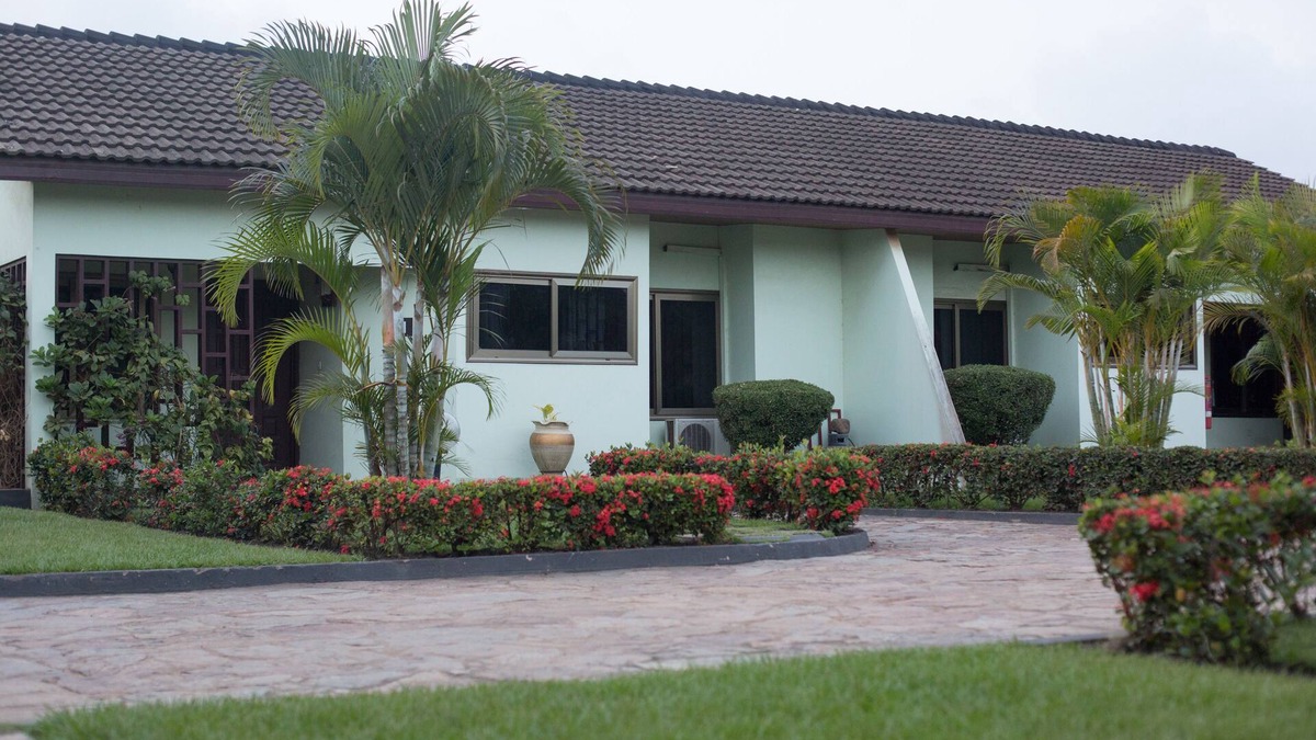 North Legon Ski Chalet | Private Furnished One Bedroom Apartment in Ghana + Free WIFI