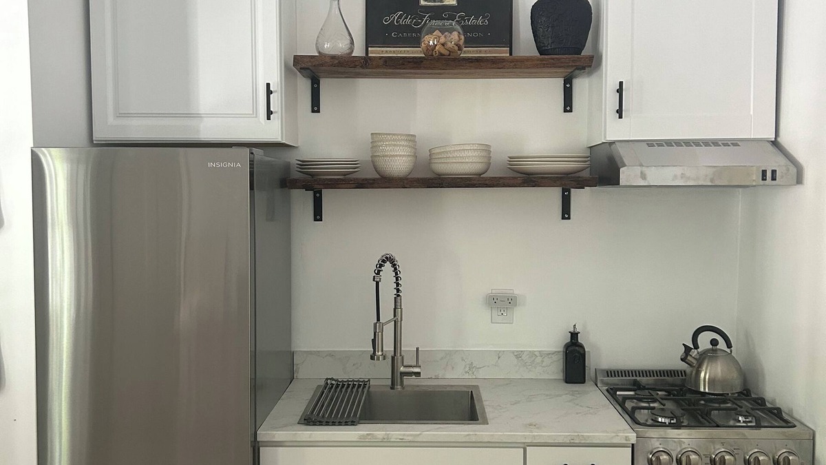 Saint Thomas Development House | Private garden district apartment