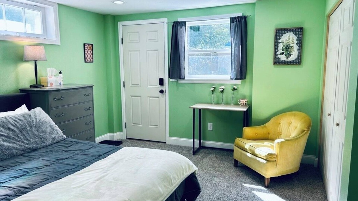 Lafayette House | Private Garden Studio in Old Town Lafayette