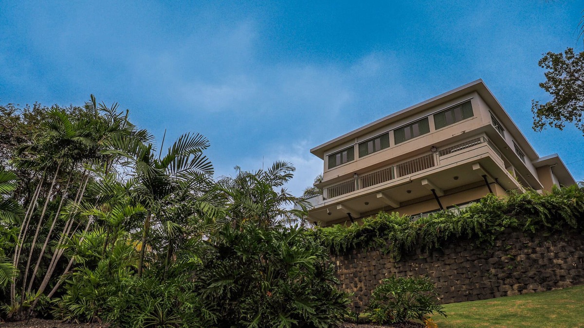 Luquillo House | ★ Private Getaway Mansion - Breathtaking View - 5BD - Near Rainforest - 5 ☆