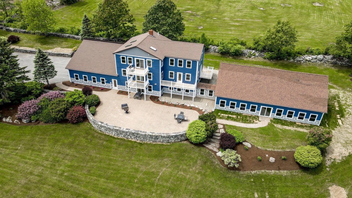 Liberty House | Private Getaway with Heated Indoor Pool!