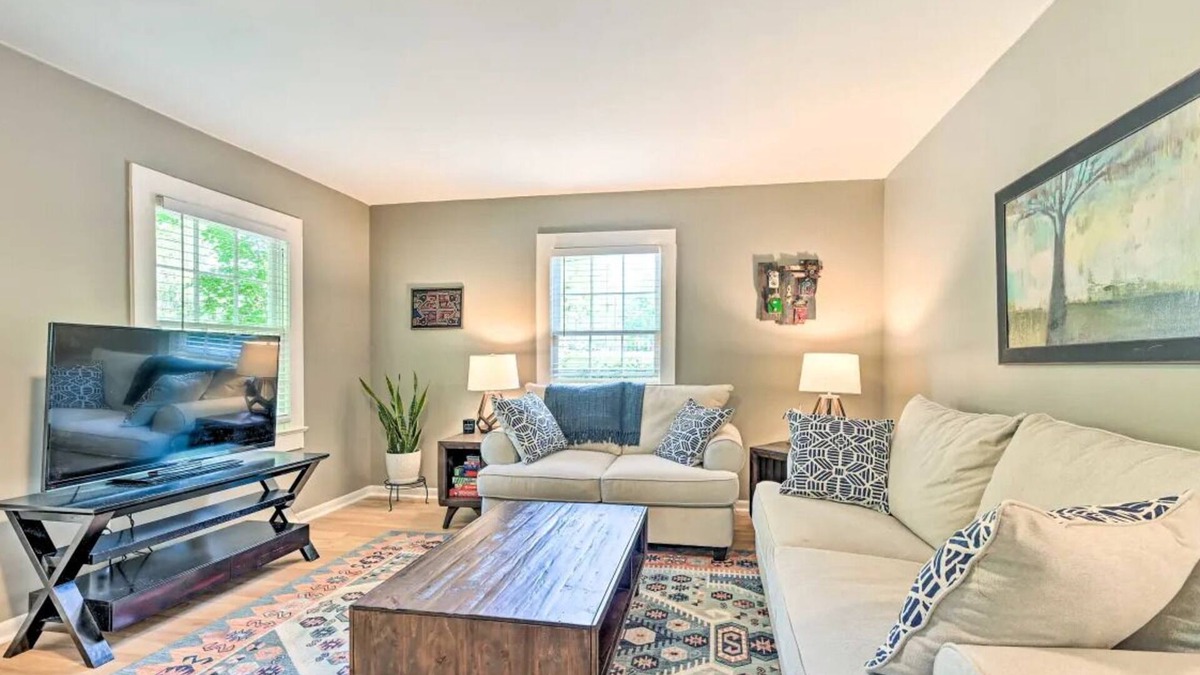 Greensboro Cottage | Private Greensboro Escape