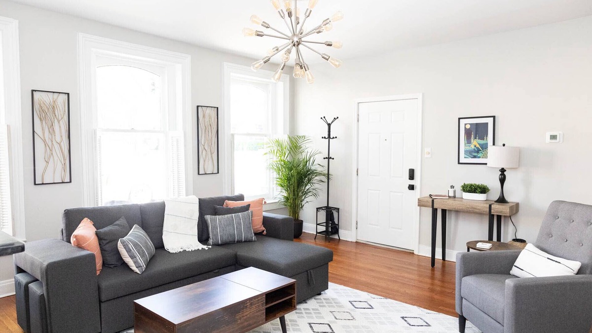 Frederick Condo | Private Ground Level 2BR Condo