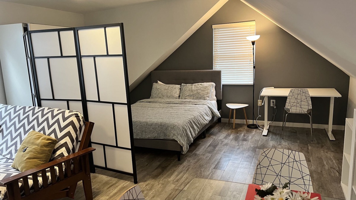 Holy Cross Apartment | Private Guest House apartment near downtown Indianapolis