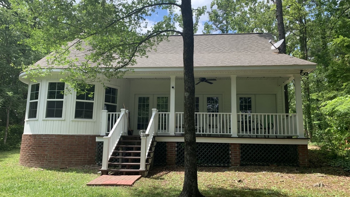 Ferndale House | Private Guest house on Golden Pond