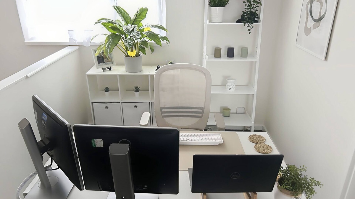 Leicester Apartment | Private Guest House With En-suite, no Full Kitchen