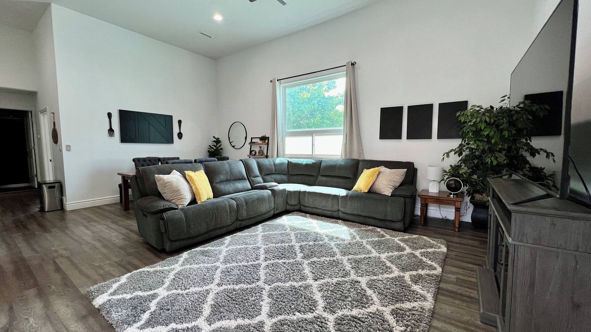 West Jordan Apartment | Private Guesthouse + King Bed + Fireplace
