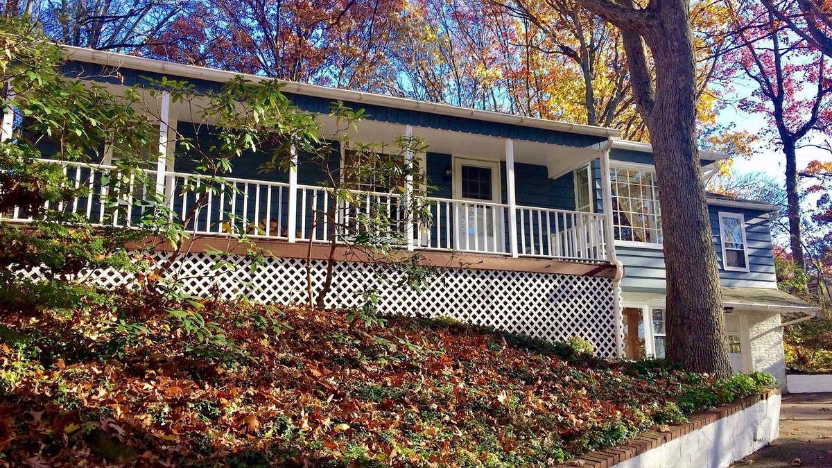 Phoenixville House | Private home in a peaceful setting close to town.