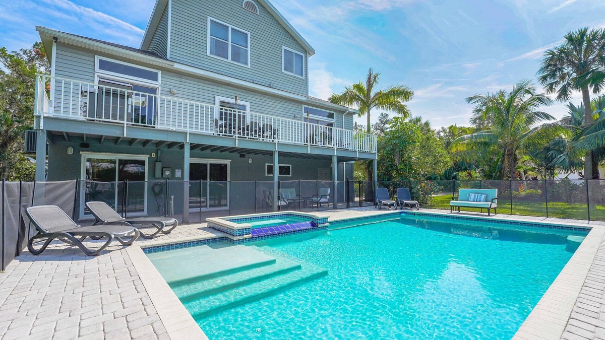 Bay Isle House | Private Home in Siesta Key, Florida Gulf of Mexico, USA