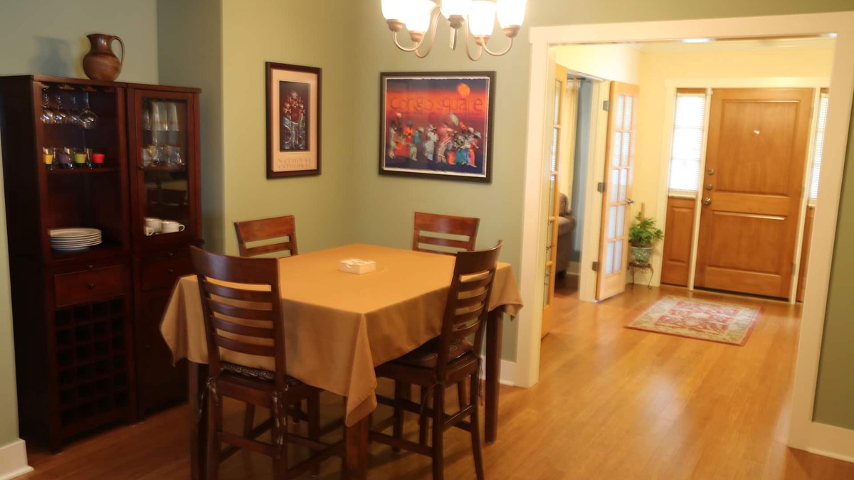 Fairgrounds House | Private house/2.3 miles to FrenchQuarter/0.4 miles to City Park