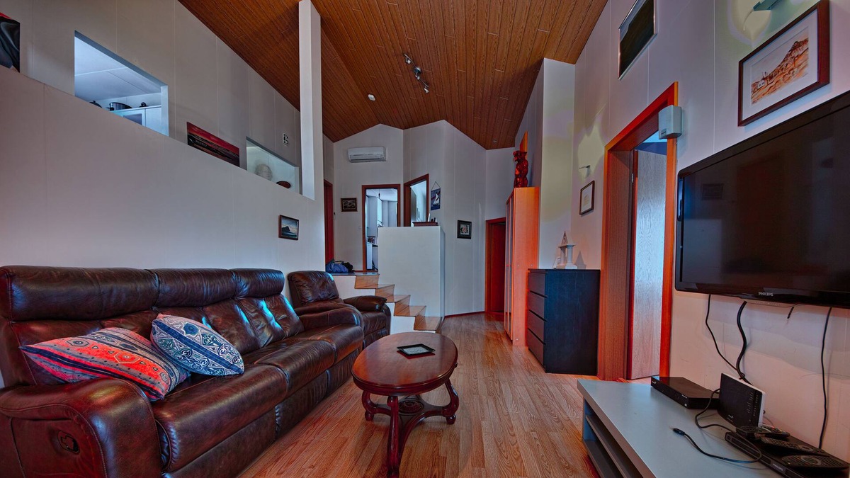 Suðavik House | Private house, private garden, beautiful village. Great mountain- and fjord view