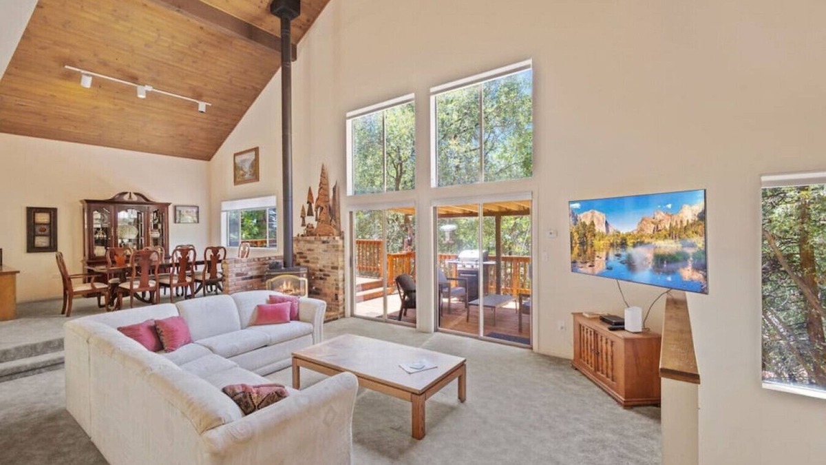 Twain Harte Cabin | Private, huge comfy cabin/Great location.