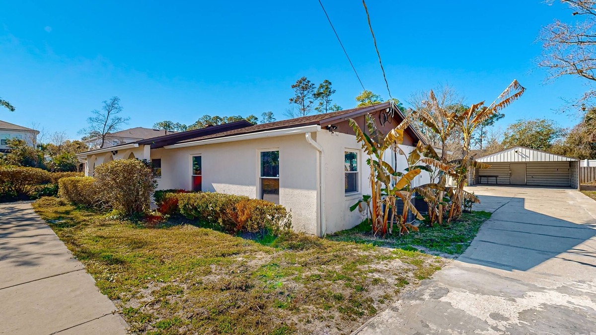 Beach Haven House | Private in-law suite with full kitchen, washer/dryer, & central AC