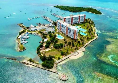 Fajardo Apartment | Private Island 1BR Condo with Ocean & Pool View plus WiFi and AC