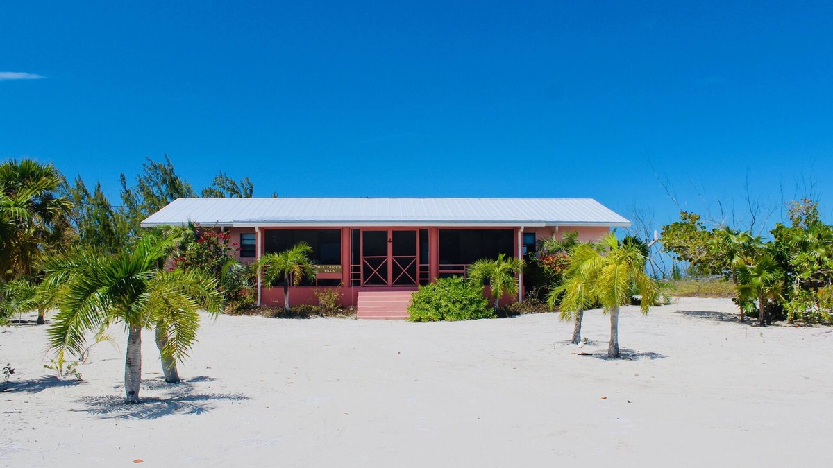 Bambarra Villa | 🌅 Private Island Escape for Families & Groups