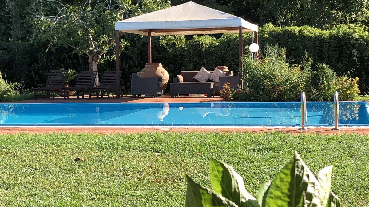 Marina di Pietrasanta Villa | Private Villa with pool and garden/Private Villa with pool and huge garden