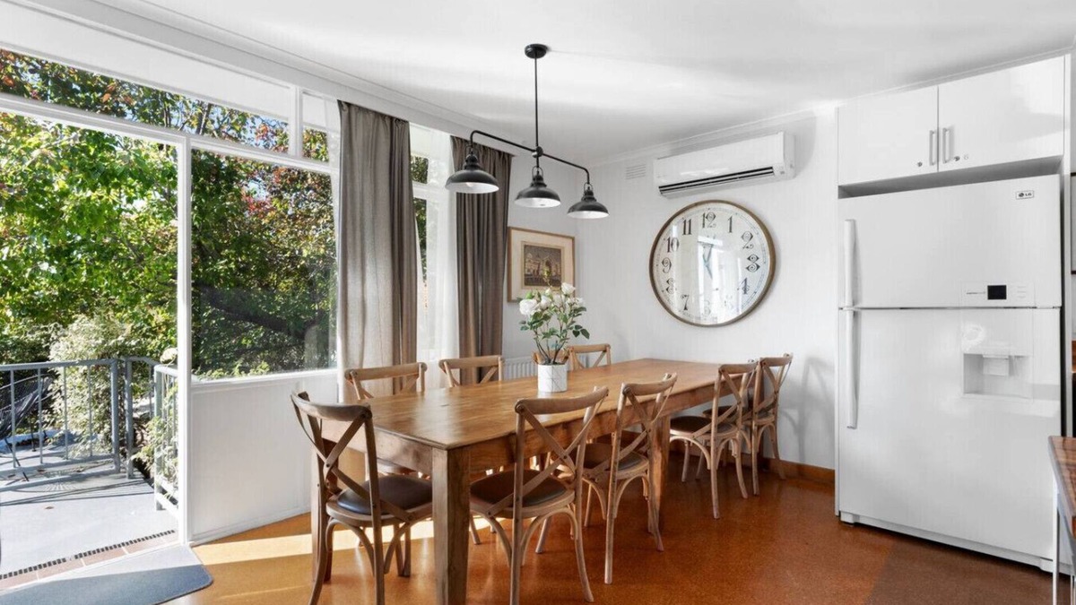 Highett House | Private king guest suite w/free parking