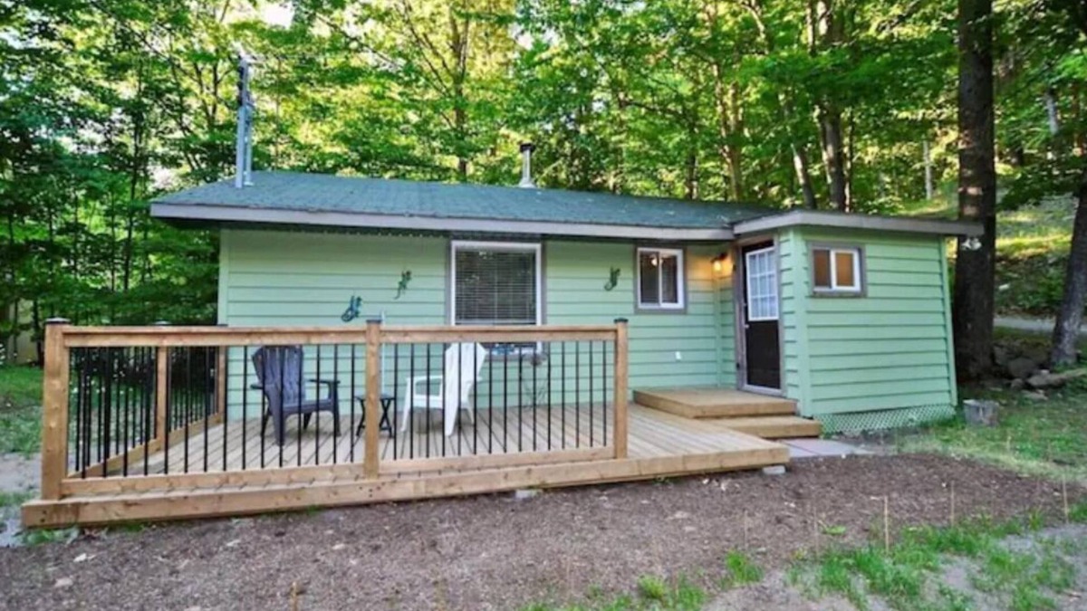 Lake of Bays Cottage | Private, Lake of Bays, Algonquin Park, Huntsville, Family friendly cottage