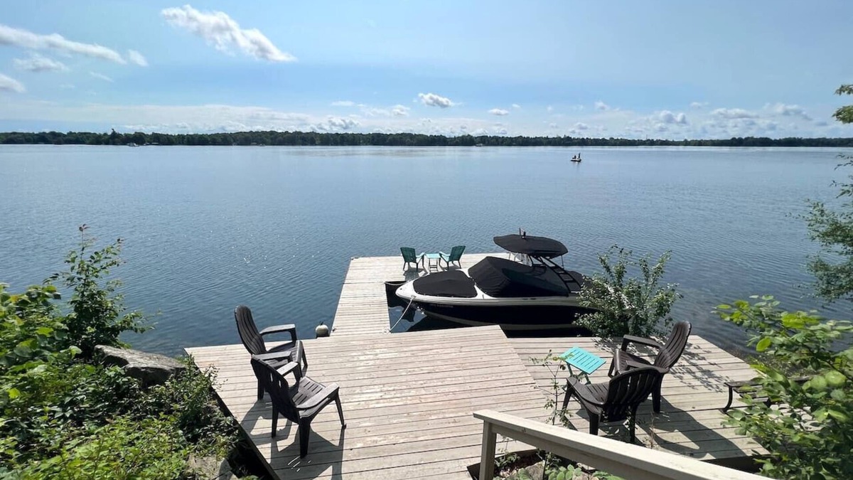 Rideau Lakes Cottage | Private lakefront w/panoramic views near Westport