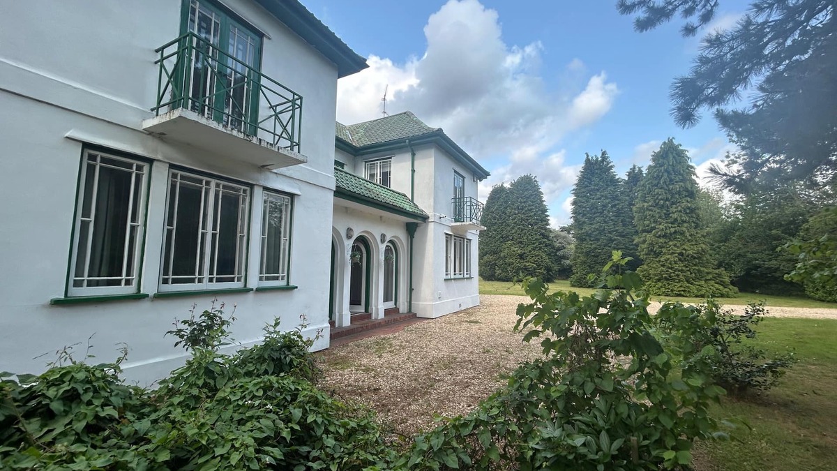 North Hykeham House | Private Lincoln Retreat - 4 Bedroom House