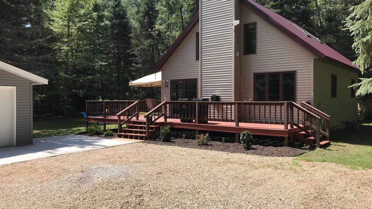 White Lake House | Private location near Boulder Lake. Direct access to Snowmobile and ATV trails
