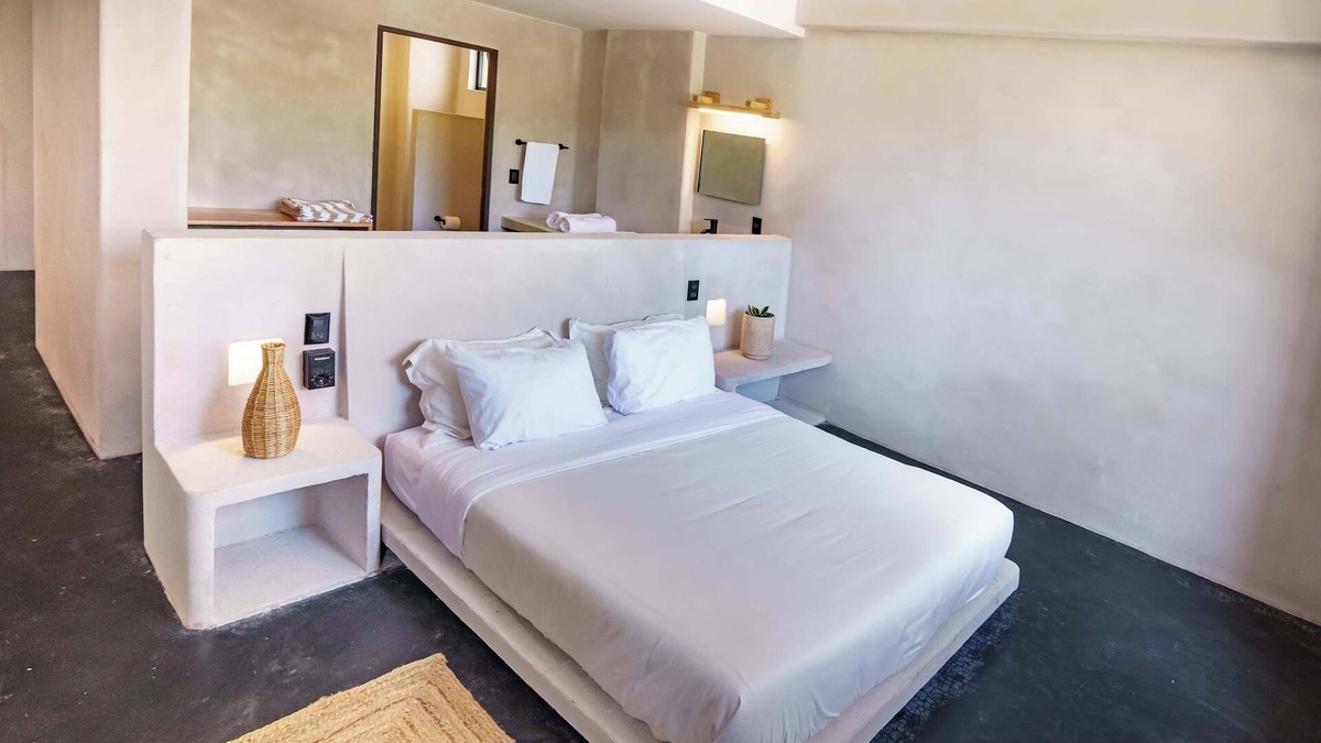 Santa Maria Apartment | Private Loft | Starlink | A/C | Cleaned Daily