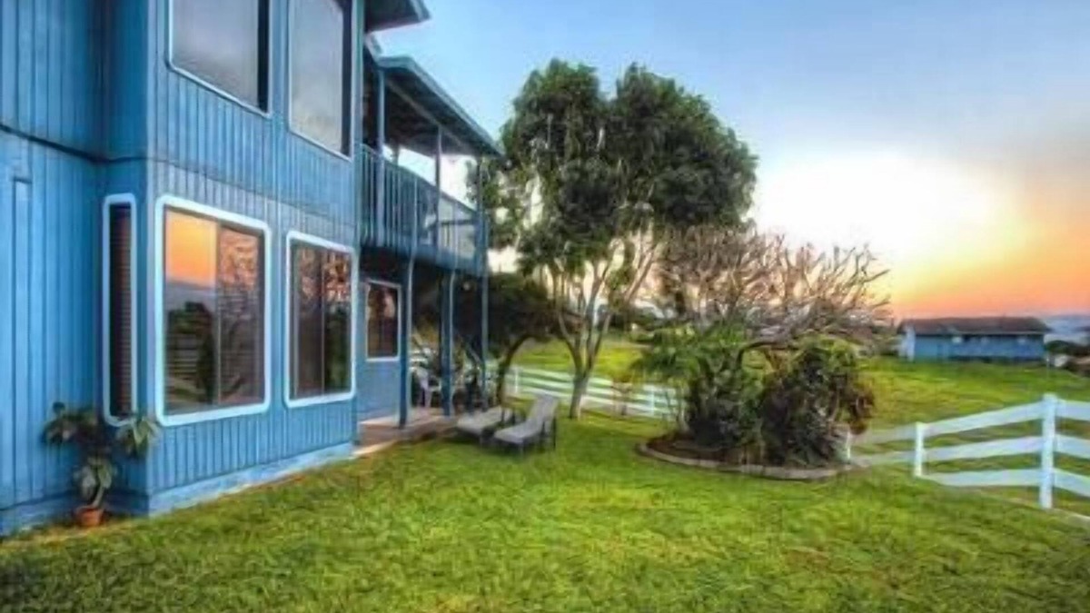 Makawao House | Private lush 2 Acre Mountain Home Maui Permitted#STMP 2013-0001 many amenities