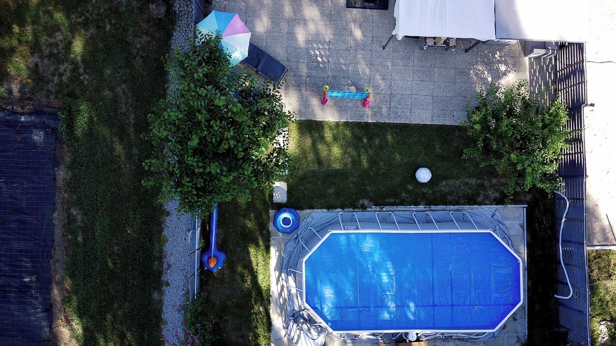 Pinheiro de Coja RV Rental | Private luxurious glamping with solar heated swimming pool TV and Wi-Fi