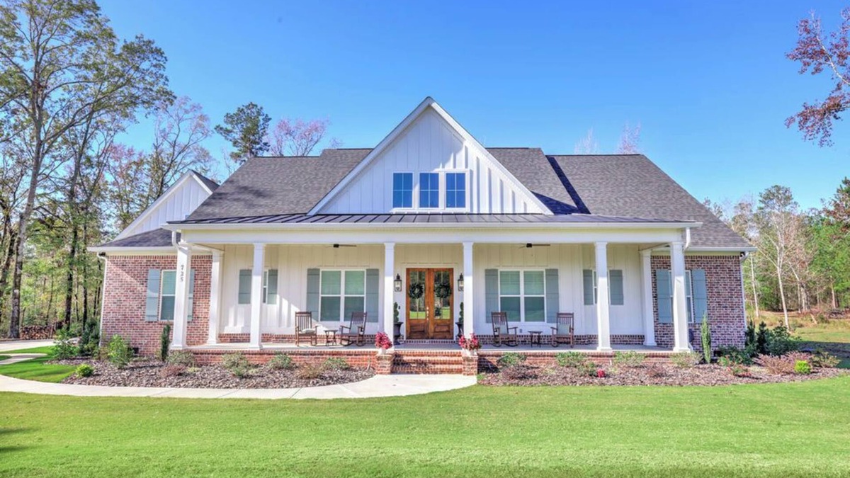 Appling House | Private, luxury home for Master's with Pool