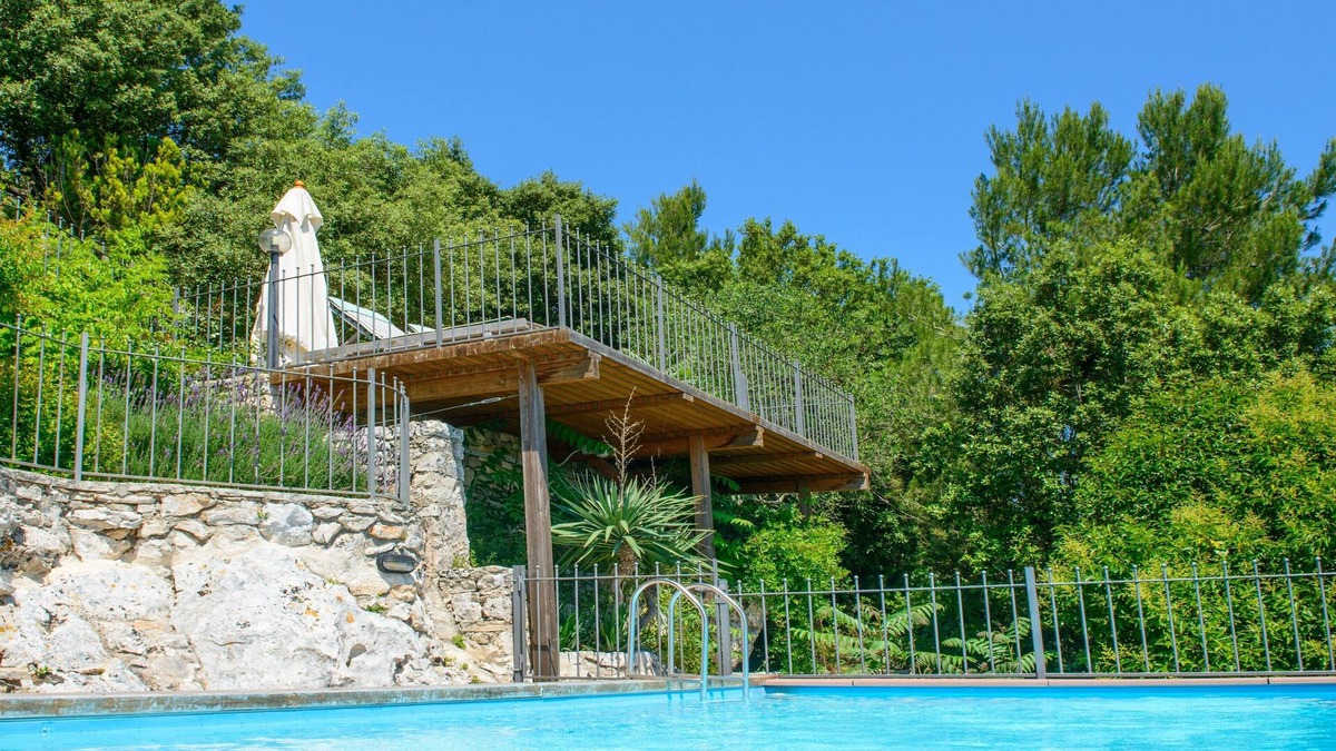 Fasano Villa | Private Luxury Villa Heated Pool, Seaviews, Air-Con, Fast Wi-Fi, near Hill Towns