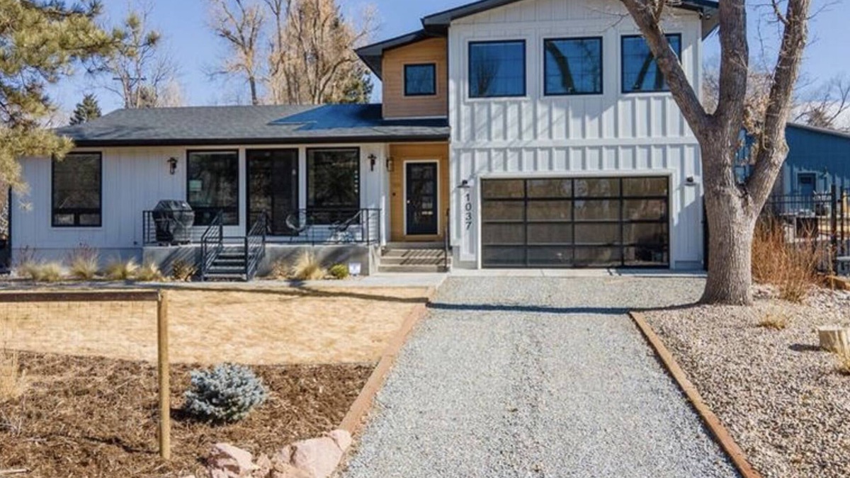 Central Colorado Springs House | Private Modern Oasis Hot Tub Pikes Peak Views Secluded