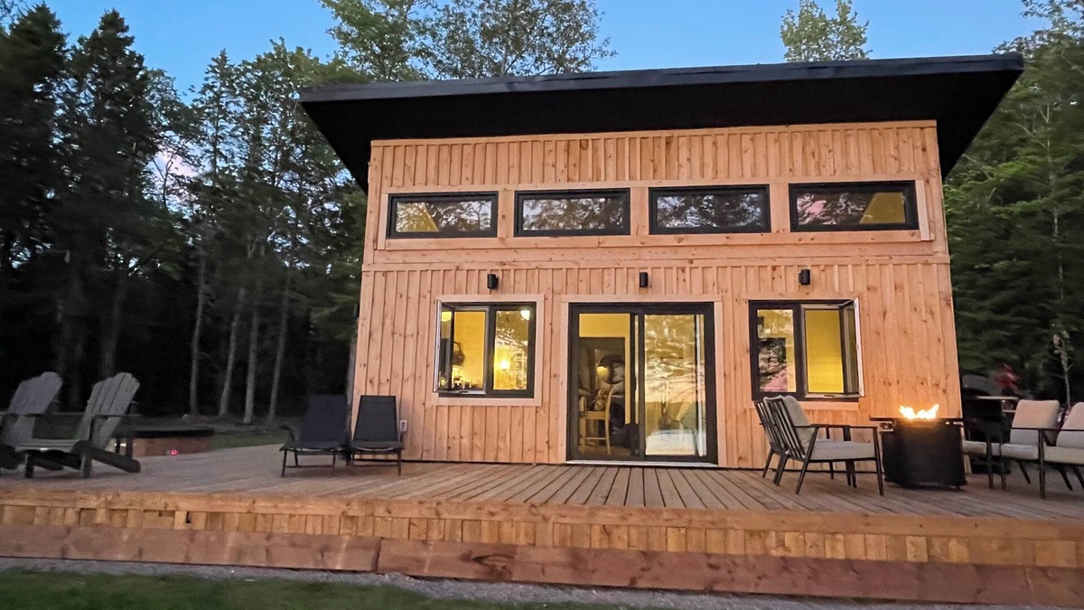 Annapolis Subdivision D Cottage | Private Nordic Spa - a perfect couple’s retreat!