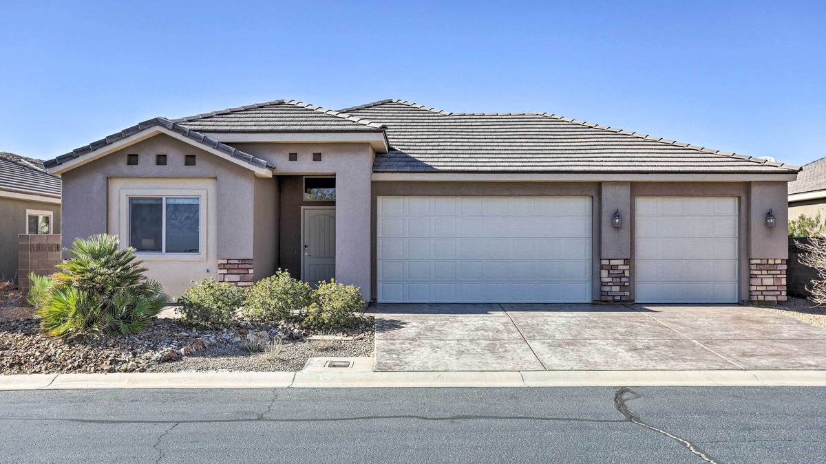 Mesquite House | Private Oasis w/Golf & Casino Resorts Nearby