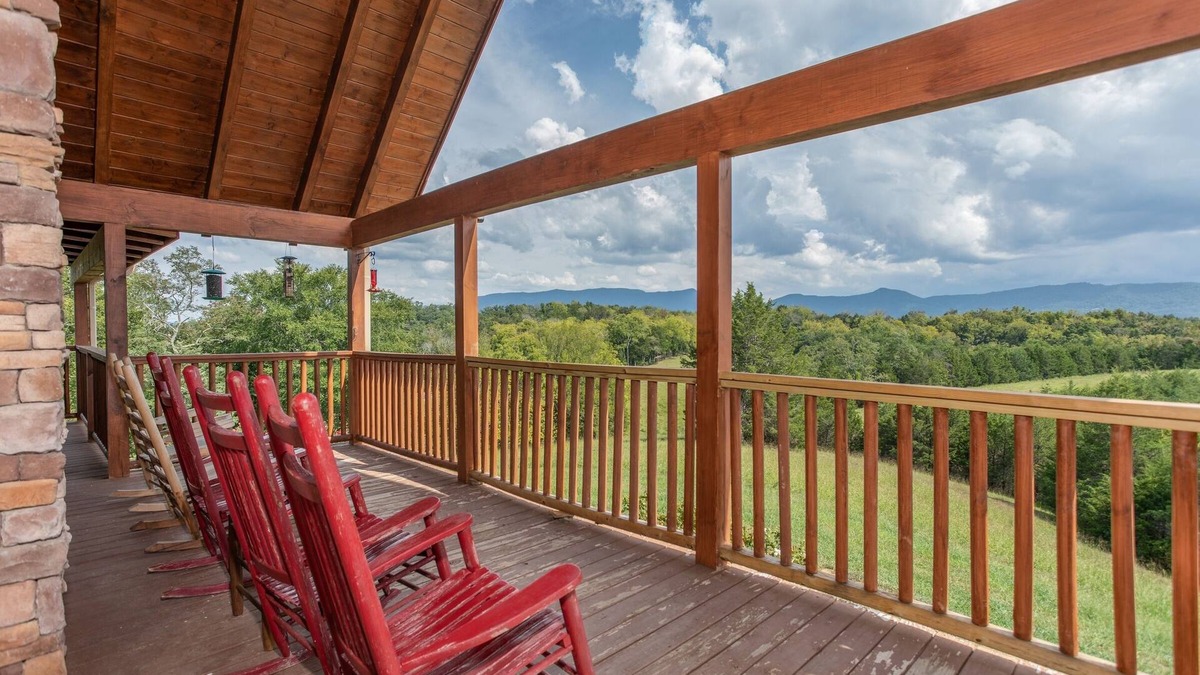 Sevierville Cabin | Private*On Douglas Lake w/access and dock*Dog(s) Welcome*