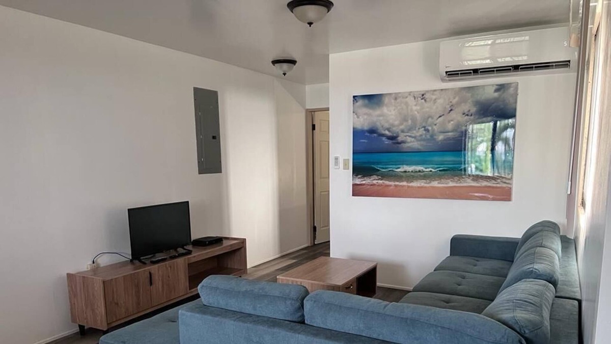 Mangilao House | Private One Bedroom One Ba with Free Wi-Fi & Full Kitchen plus washer/dryer