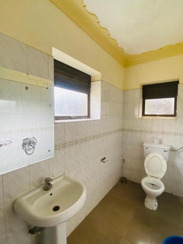 Arua Bed & Breakfast | Private Palace