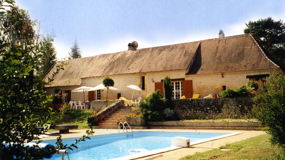 Thenon House | PRIVATE PARK 10ha - PRIVATE SWIMMING POOL 6x12 - 10kms from MONTIGNAC -LASCAUX