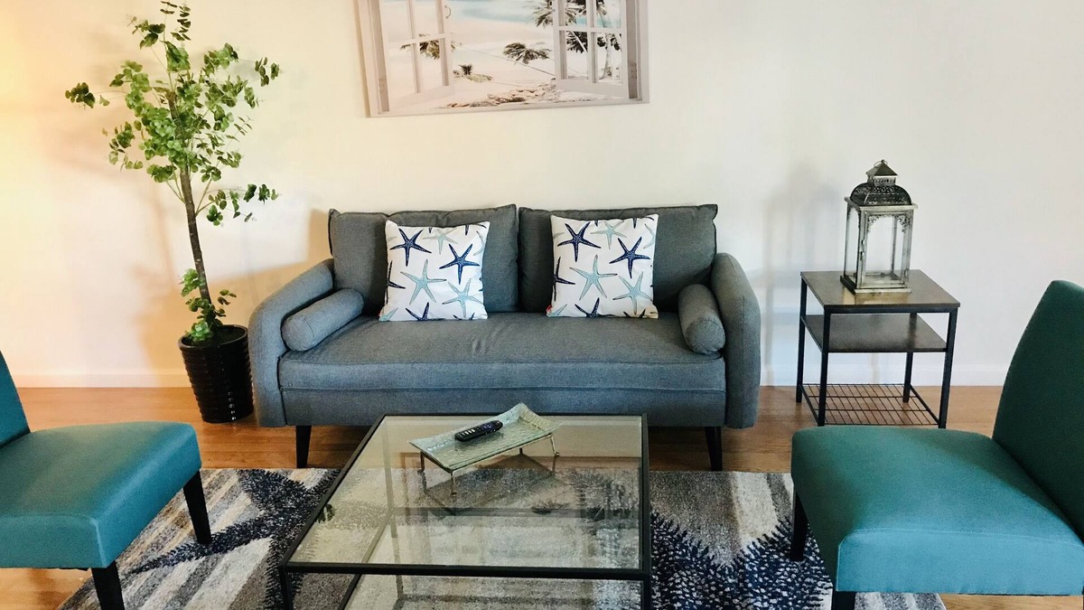 Sawtelle Apartment | Private patio w/work space entire 2bd/2ba in West LA, SMC,UCLA Santa Monica adj