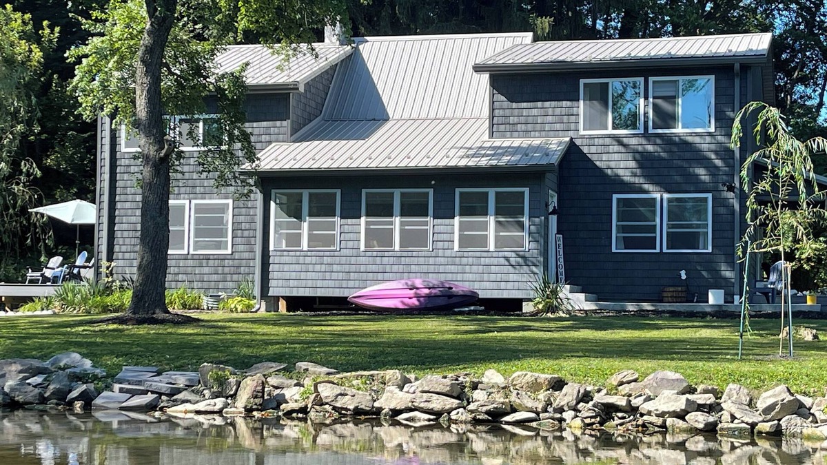 Boiling Springs House | Private & Peaceful Creekfront Nature Retreat w/Kayaks, Firepit, Wildlife
