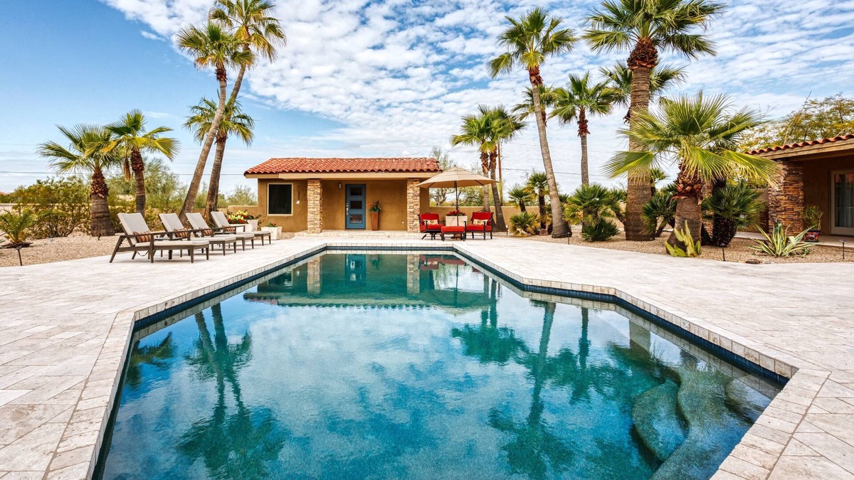 Paradise Valley Village Villa | Private Phoenician Sanctuary- Villa De Paz