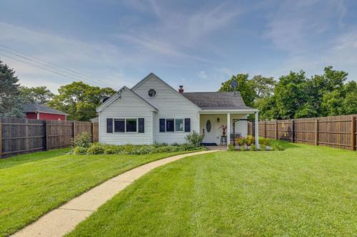 Plainfield House | Private Plainfield Retreat with Gas Grill and Patio