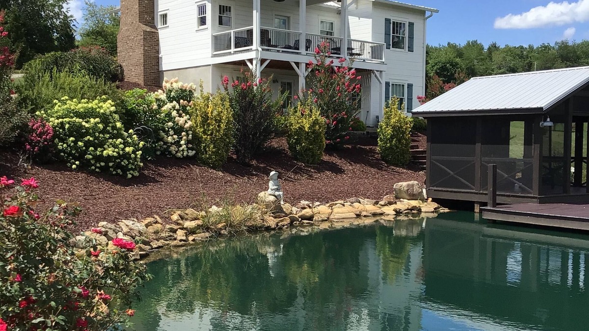 Alexander Cottage | Private Pond! Drink in the Beauty! Hiraeth Hill Cottage. Asheville rental!