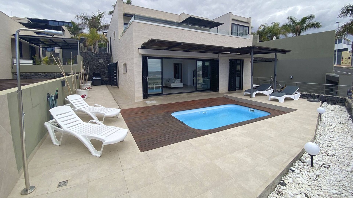 Caldera Ski Chalet | Private pool and luxury views