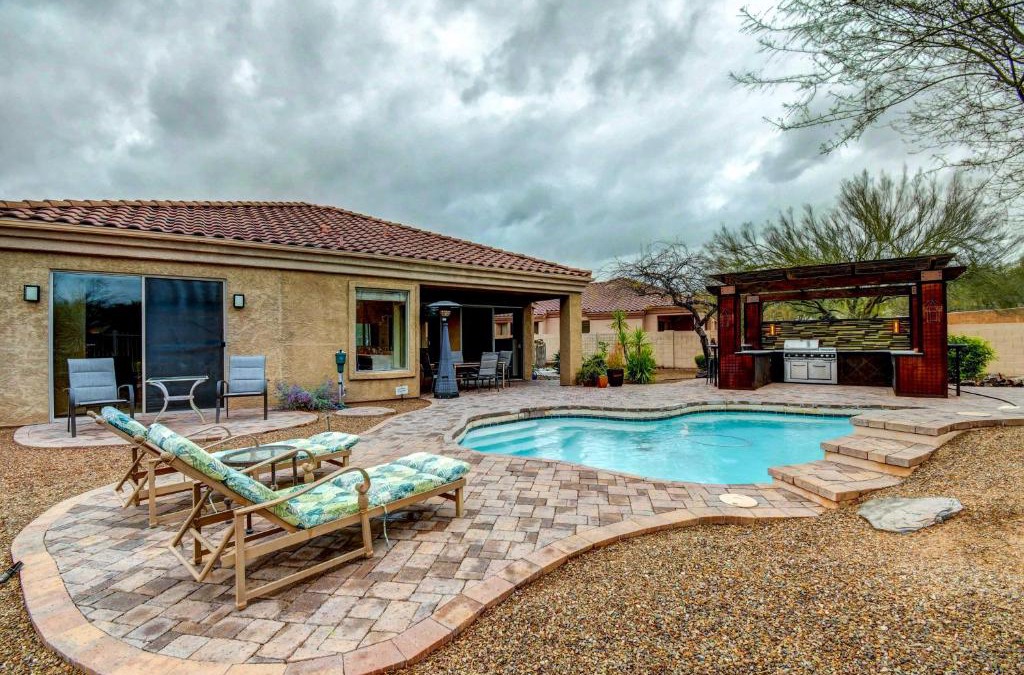 Glen Eagle House | Private Pool and Pergola Arizona Vacation Rental
