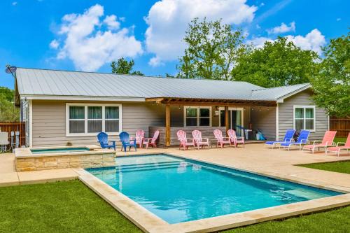Johnson City House | Private Pool & Hot Tub! Charming Hill Country Home Minutes to Wineries/Shops!